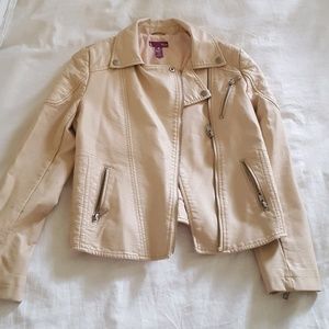 Meet your Posher, Ma